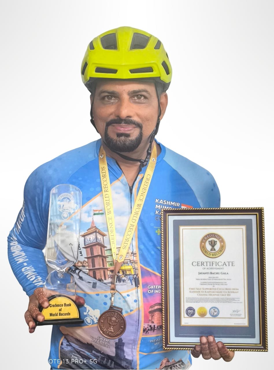 55-Year-Old Cyclist Completed 4,198 km Self-Supported Coastal Ride from Kashmir to Kanyakumari